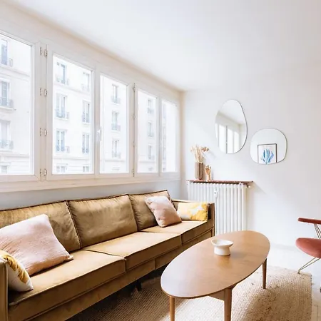 Flexliving - Beautiful 3-room With Living - 18th Appartamento Parigi