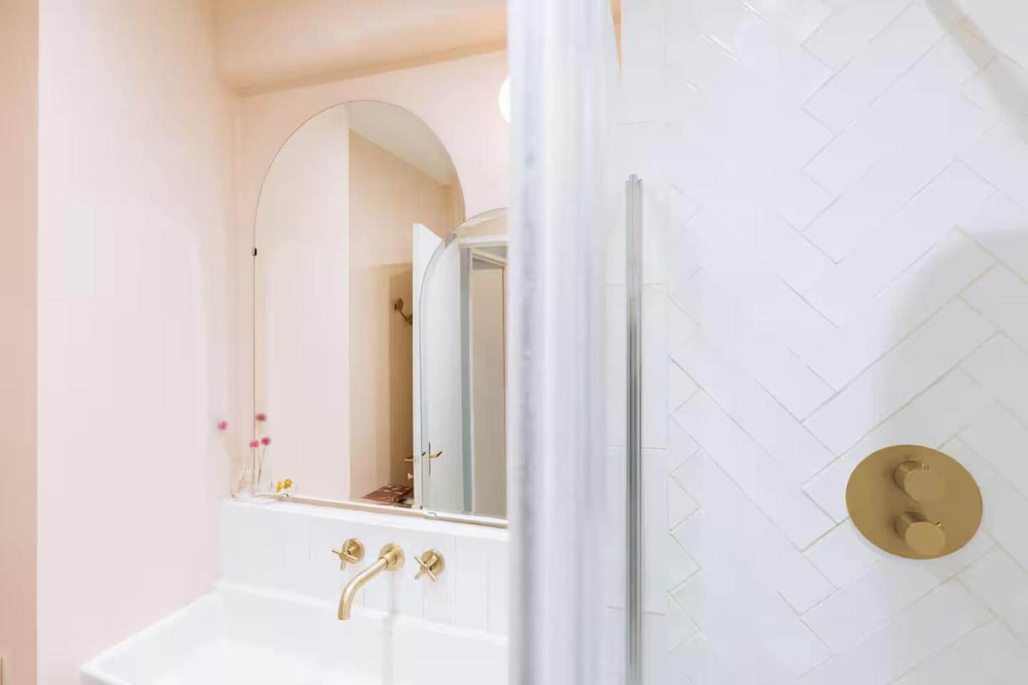 Appartamento Flexliving - Beautiful 3-room With Living - 18th Parigi